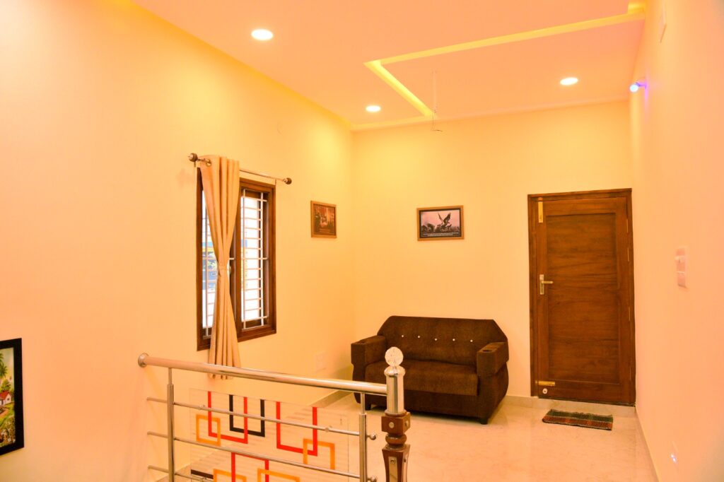 16A - 1st Floor Mini Hall View